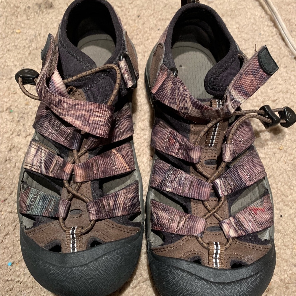 Kids Keen sandals